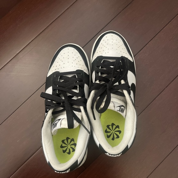 Nike dunks - Picture 3 of 4